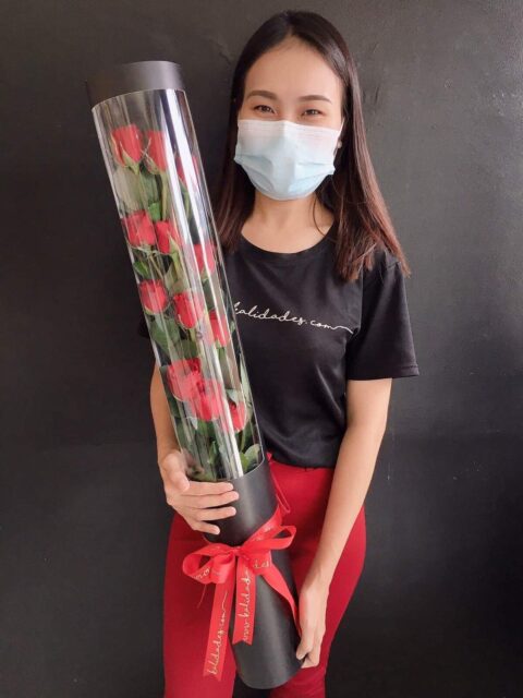 Tall Box  (1 doz. Red Roses Fresh) - Image 4