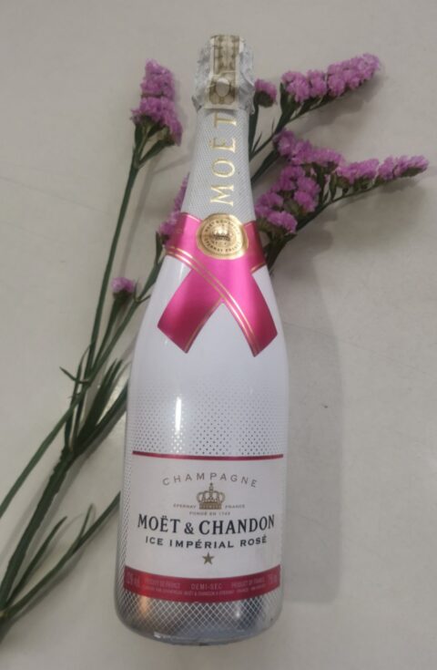 Moet & Chandon Ice Imperial Rose - Image 1
