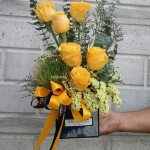 6stem Yellow Ecuadorian Rose Mirror Arr.