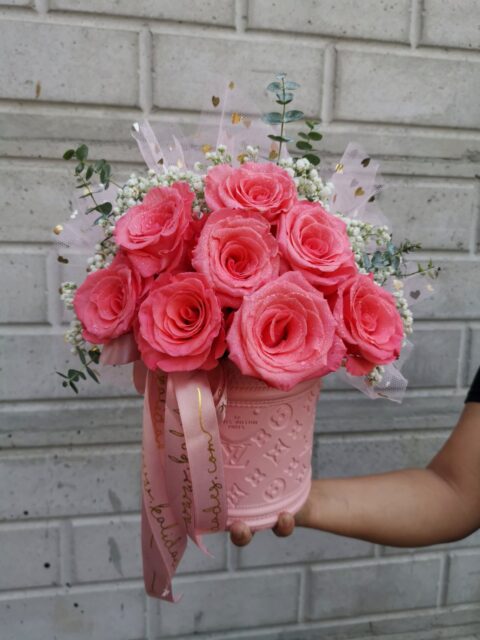 viber_image_2023-10-06_17-31-04-456 Charlotte Premium Vase - Image 1