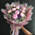 Bouquet of 1 bundle Peony (10 stems)