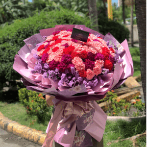 Bouquet of 100 Carnation - Image 2